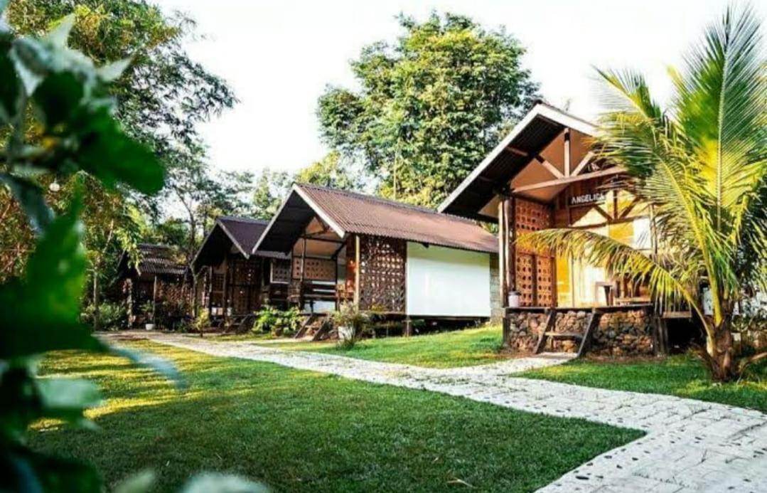 Banlaw Garden Resort Puerto Princesa Bagian luar foto